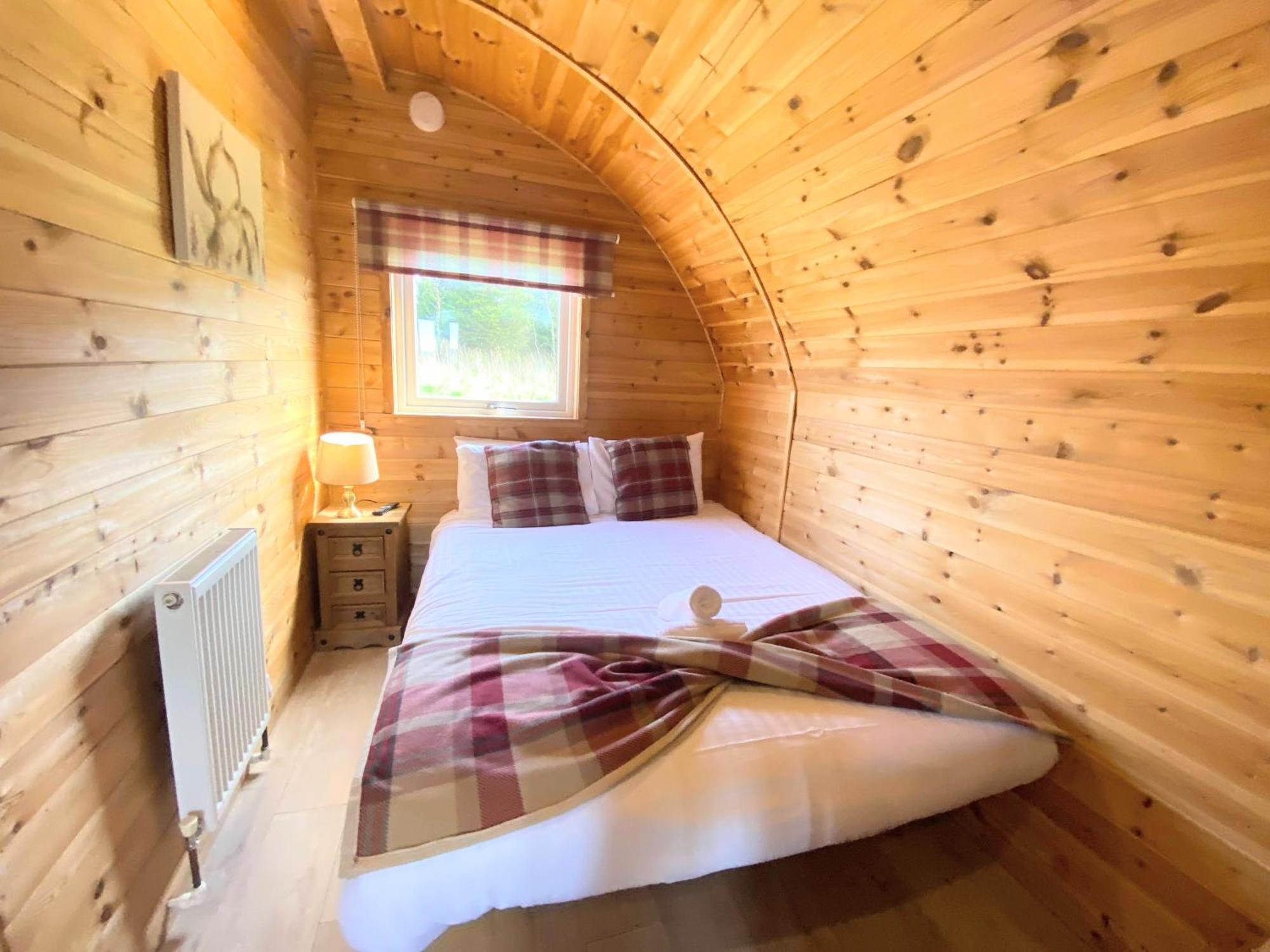 Pond View Pod 1 With Outdoor Hot Tub - Fife - Loch Leven - Lomond Hills Villa Kelty Luaran gambar