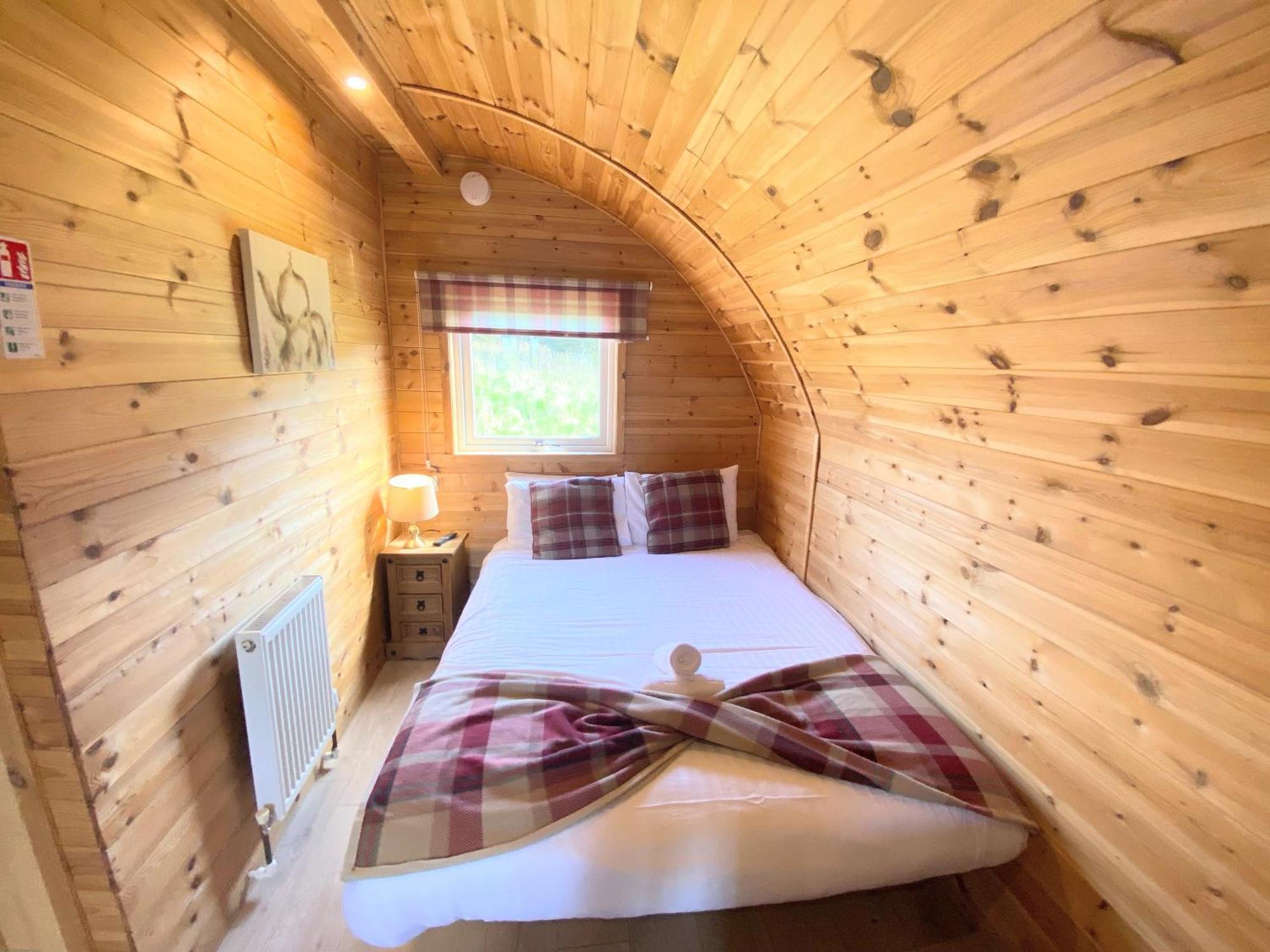 Pond View Pod 1 With Outdoor Hot Tub - Fife - Loch Leven - Lomond Hills Villa Kelty Luaran gambar